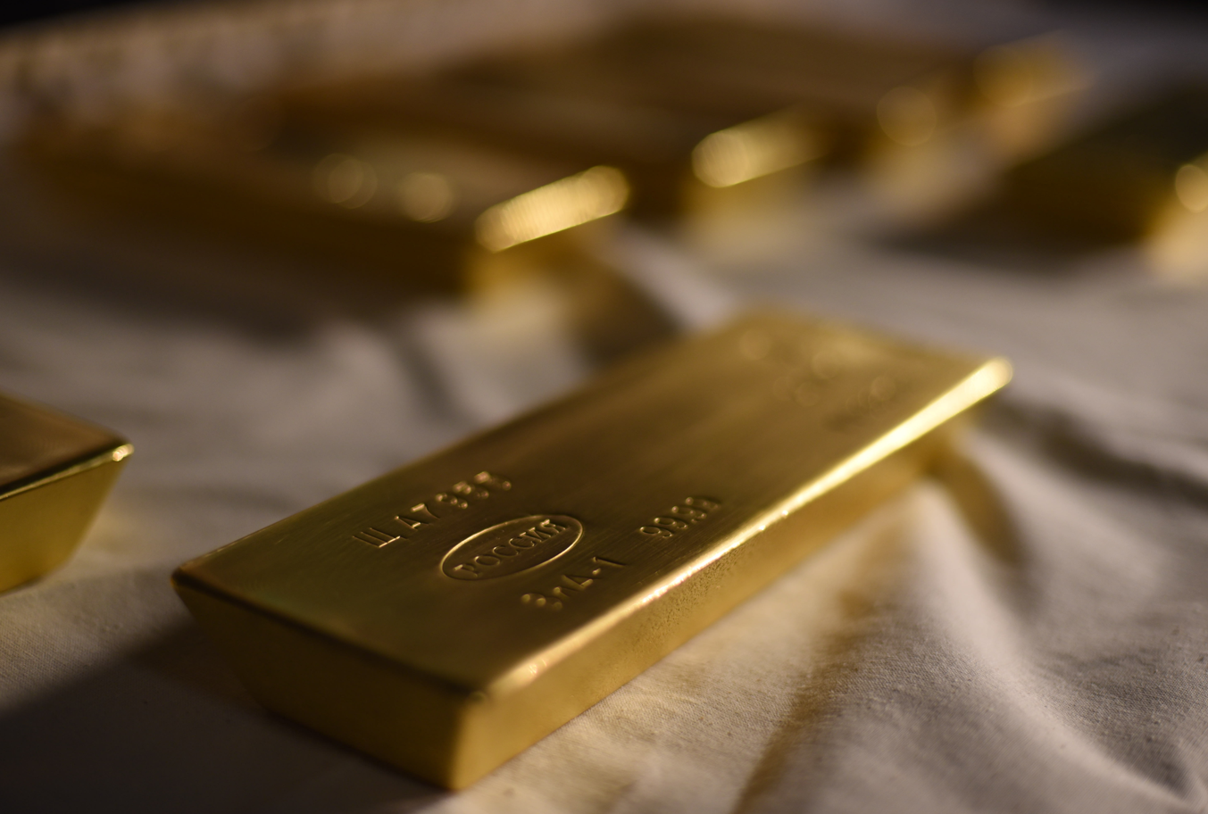 2025 yılında altın ABD doları ve Fed`in politikalarının merhametine kalmayacaktır 2025 yılında altın ABD doları ve Fed`in politikalarının merhametine kalmayacaktır